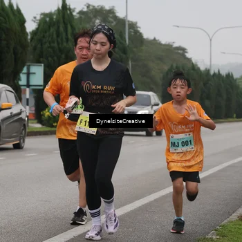 Runner Photo 8572271