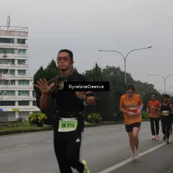 Runner Photo 8572288