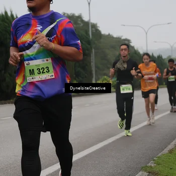 Runner Photo 8572292