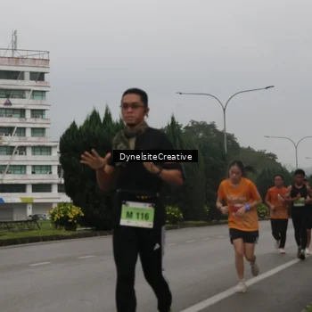 Runner Photo 8572294