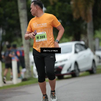 Runner Photo 8572299