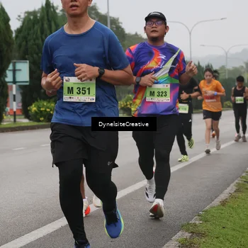 Runner Photo 8572306