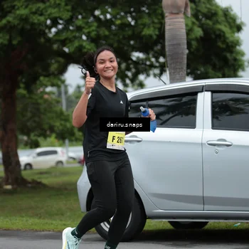 Runner Photo 8572317