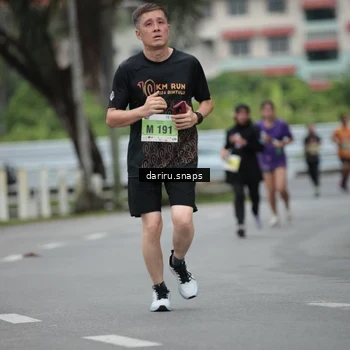 Runner Photo 8572320