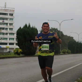 Runner Photo 8572328