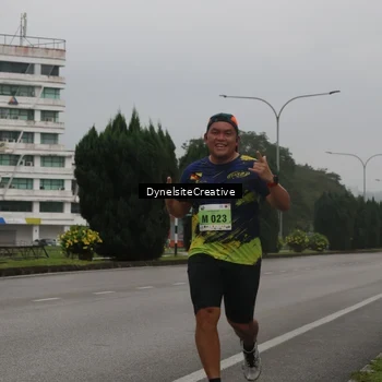 Runner Photo 8572330