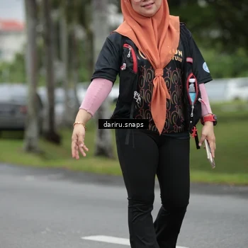 Runner Photo 8572360