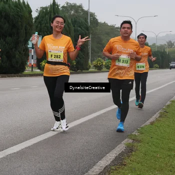 Runner Photo 8572394
