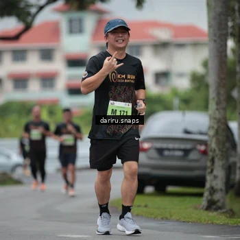Runner Photo 8572397