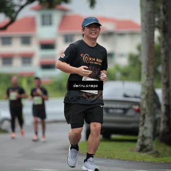 Runner Photo 8572400