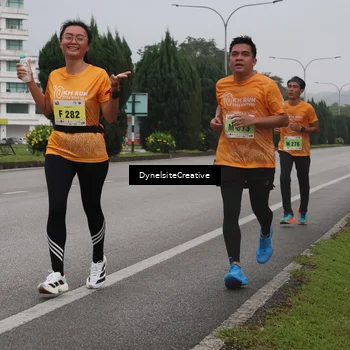 Runner Photo 8572401