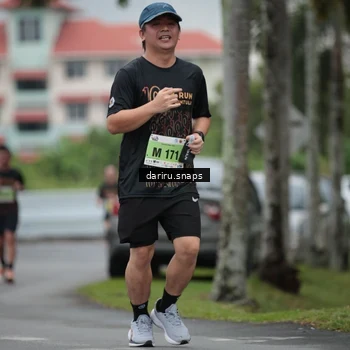 Runner Photo 8572405