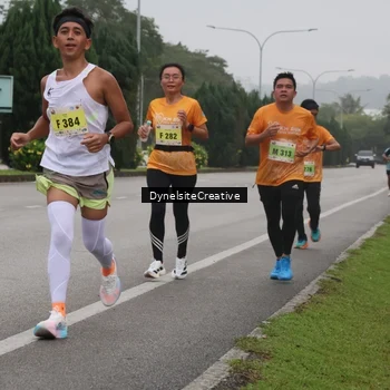 Runner Photo 8572415