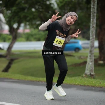 Runner Photo 8572416