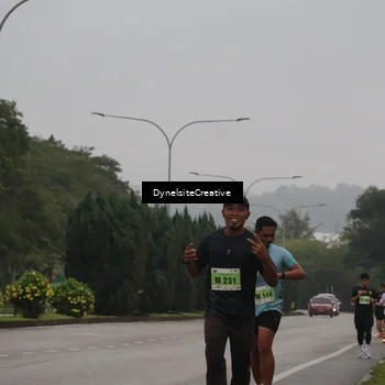 Runner Photo 8572424