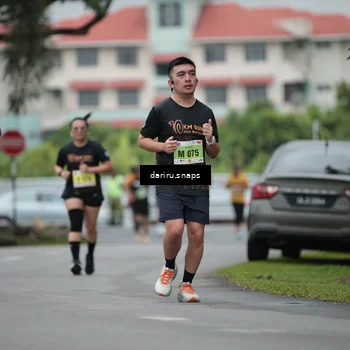 Runner Photo 8572430