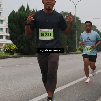Runner Photo 8572458