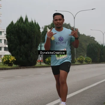 Runner Photo 8572481