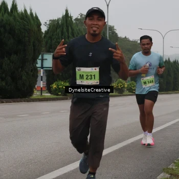 Runner Photo 8572490