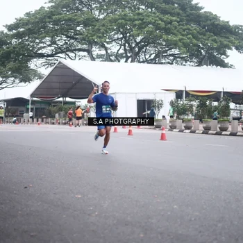 Runner Photo 8572496