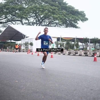 Runner Photo 8572509