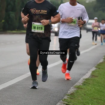 Runner Photo 8572518