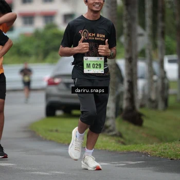 Runner Photo 8572521