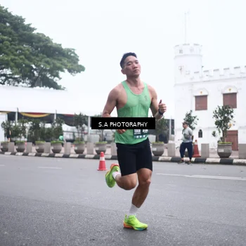 Runner Photo 8572536