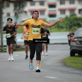 Runner Photo 8572542