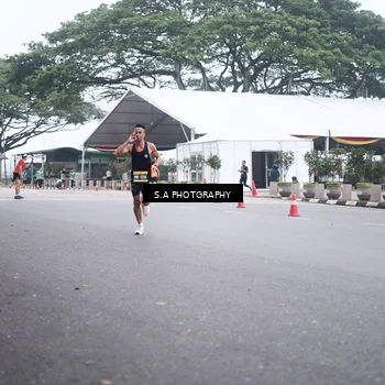 Runner Photo 8572553