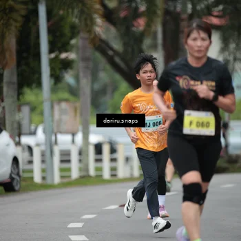 Runner Photo 8572572