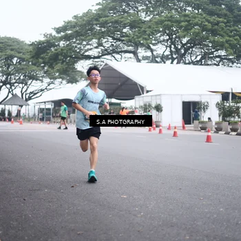 Runner Photo 8572598