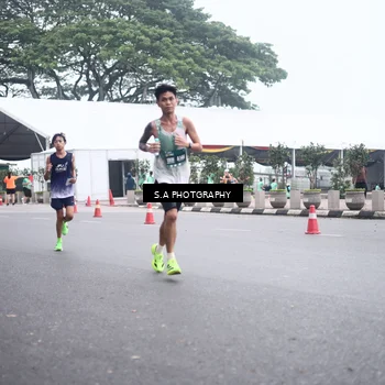 Runner Photo 8572599