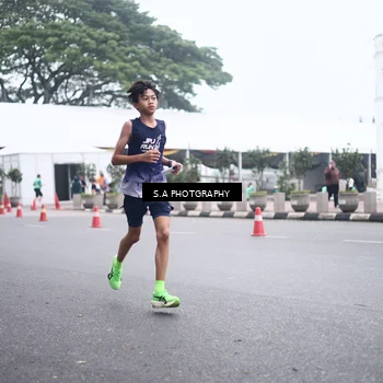 Runner Photo 8572619