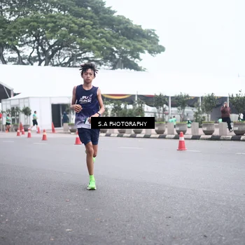 Runner Photo 8572625