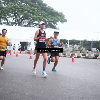 Runner Photo 8572629