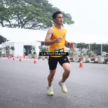 Runner Photo 8572636