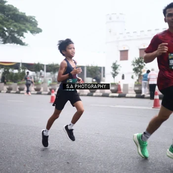 Runner Photo 8572642