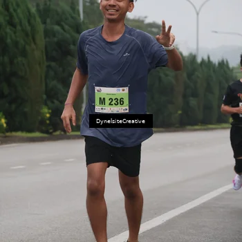 Runner Photo 8572692