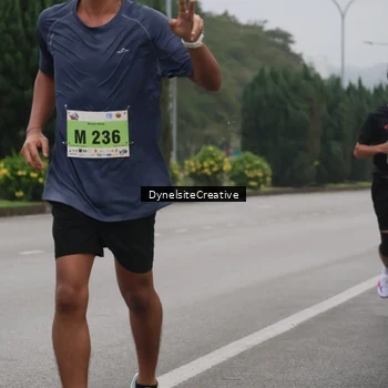 Runner Photo 8572710