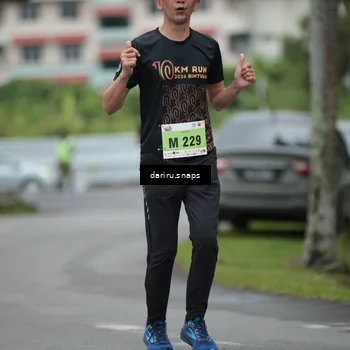 Runner Photo 8572722