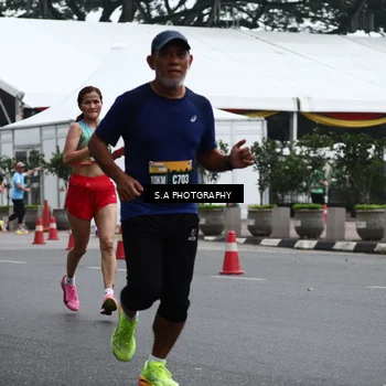Runner Photo 8572736