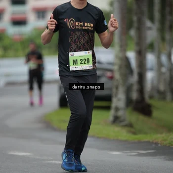 Runner Photo 8572748