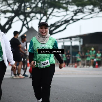 Runner Photo 8572753