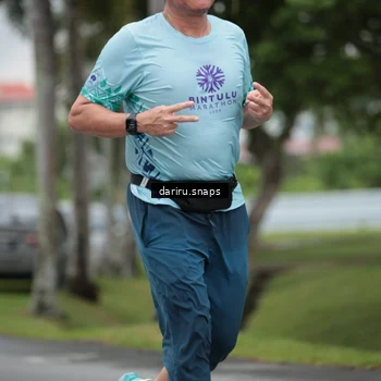 Runner Photo 8572763