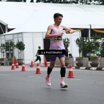 Runner Photo 8572773