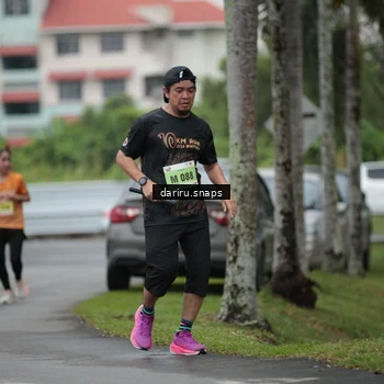 Runner Photo 8572781