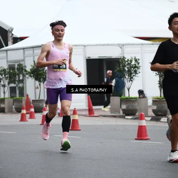 Runner Photo 8572785