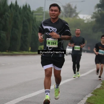 Runner Photo 8572795