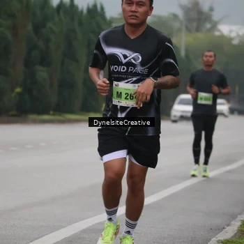 Runner Photo 8572801